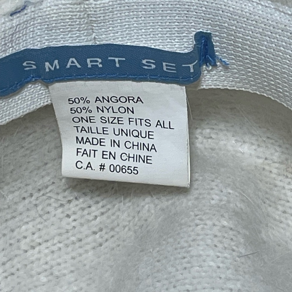 Smart Set Angora blend hat - Picture 2 of 4